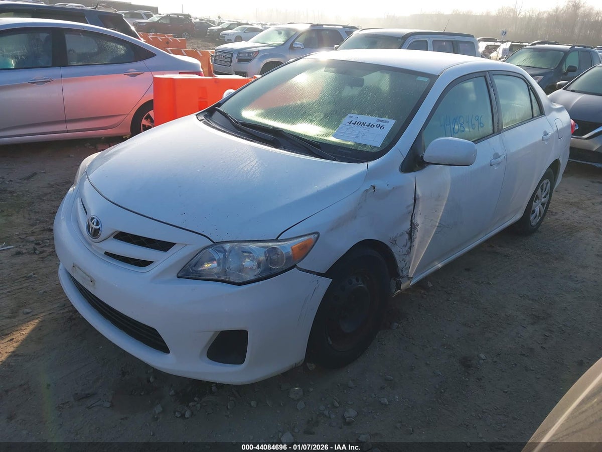 2011 TOYOTA COROLLA LE — снимка 2