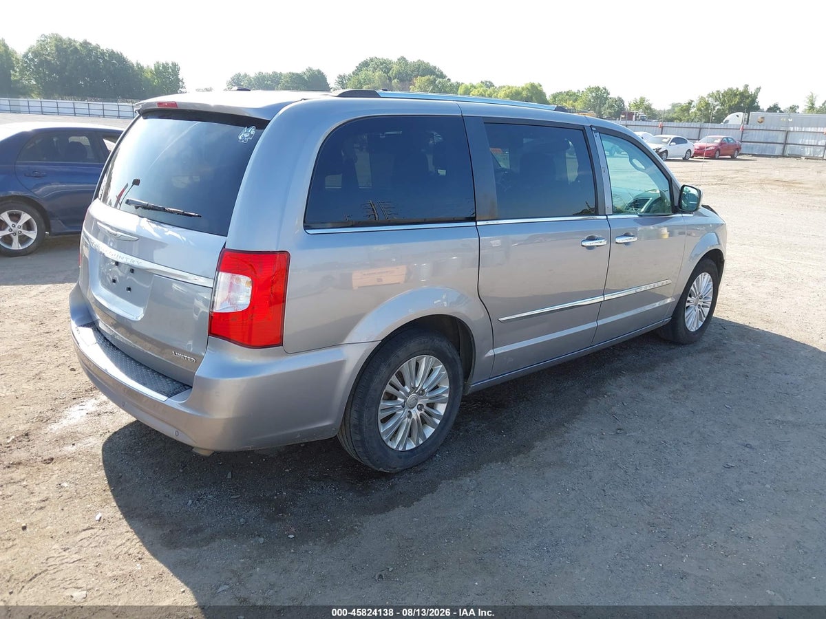 2016 CHRYSLER TOWN & COUNTRY LIMITED — снимка 4