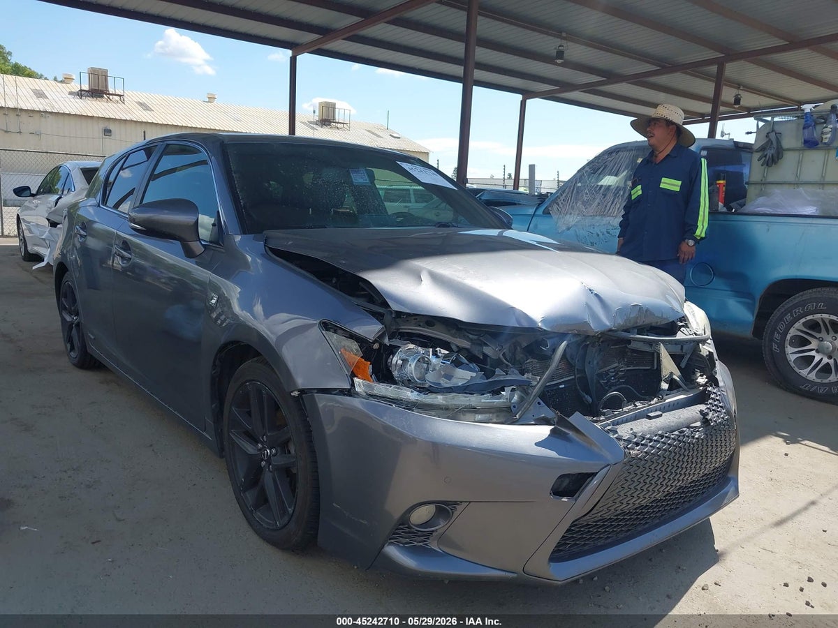2015 LEXUS CT 200H