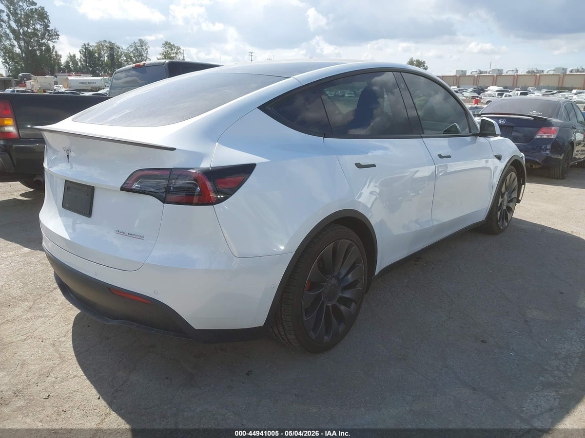 2022 TESLA MODEL Y PERFORMANCE DUAL MOTOR ALL-WHEEL DRIVE — снимка 4