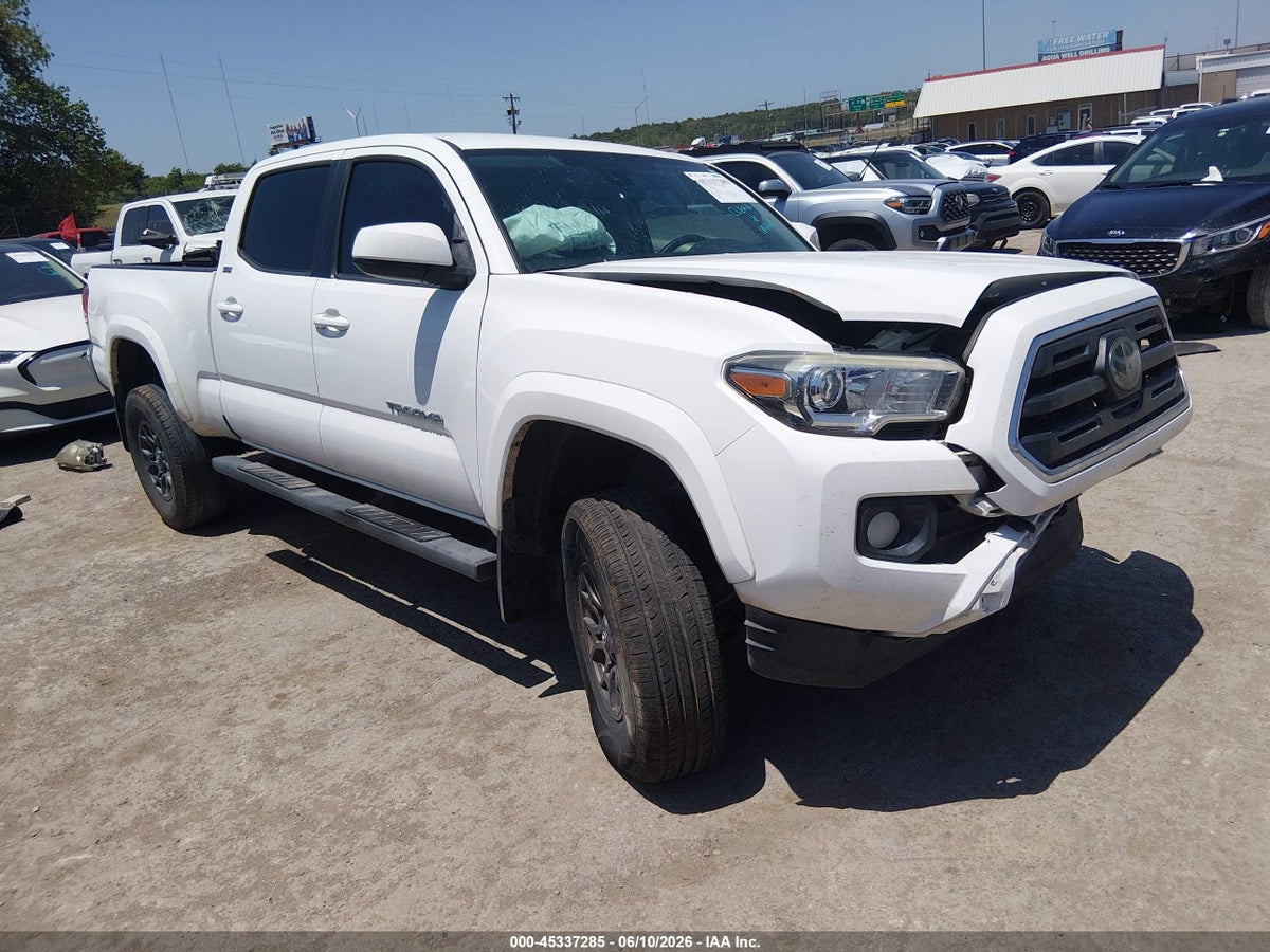 2018 TOYOTA TACOMA SR5