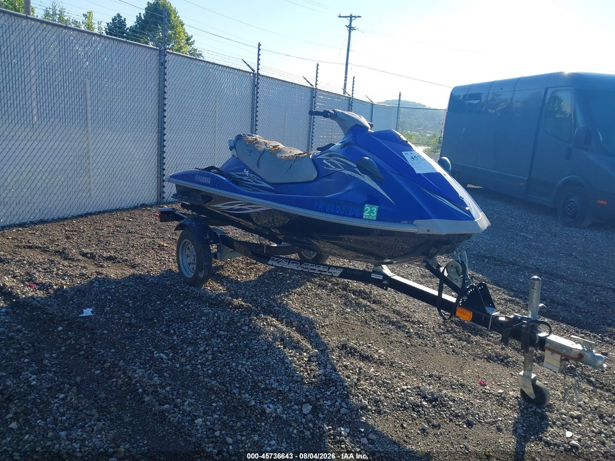 2009 YAMAHA VX DELUXE