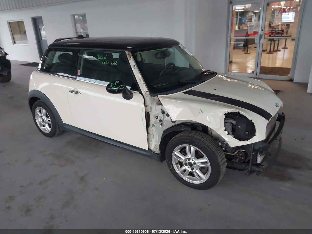 2012 MINI COOPER