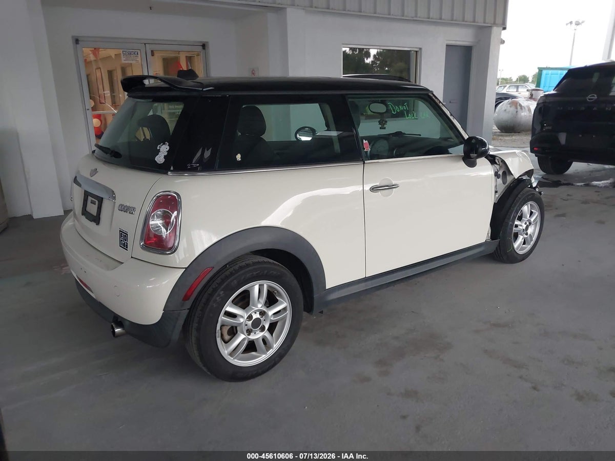 2012 MINI COOPER — снимка 4