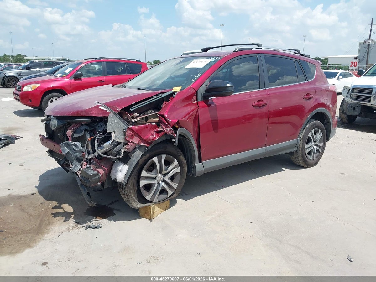 2018 TOYOTA RAV4 LE — снимка 2