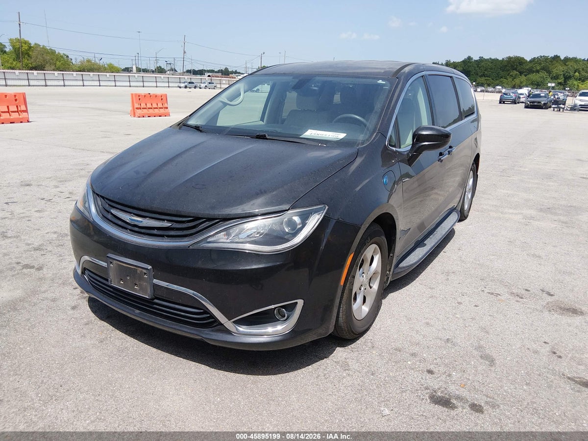 2018 CHRYSLER PACIFICA HYBRID TOURING PLUS — снимка 2