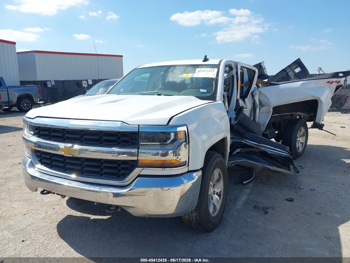 2018 CHEVROLET SILVERADO 1500 LT — снимка 2