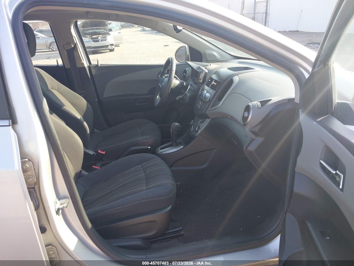 2015 CHEVROLET SONIC LT AUTO — снимка 5