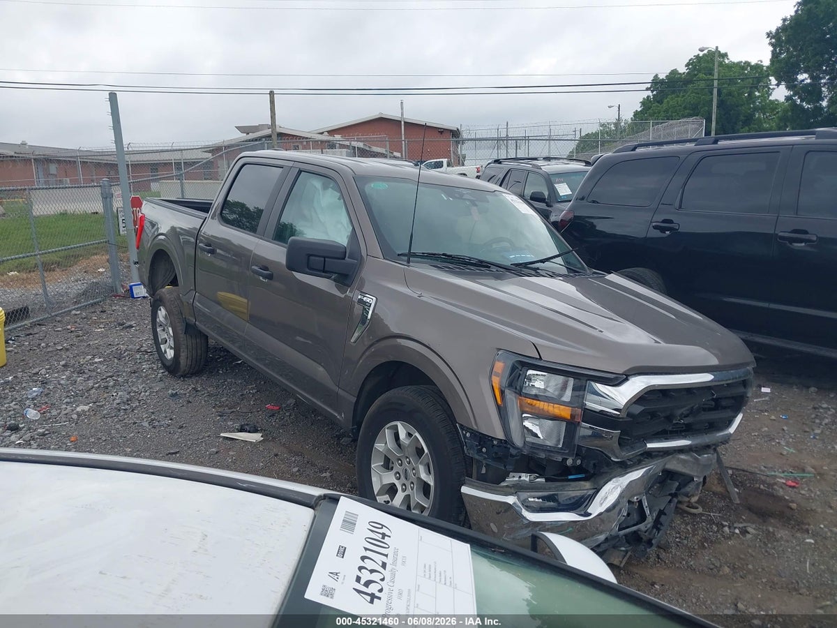 2023 FORD F-150 XLT