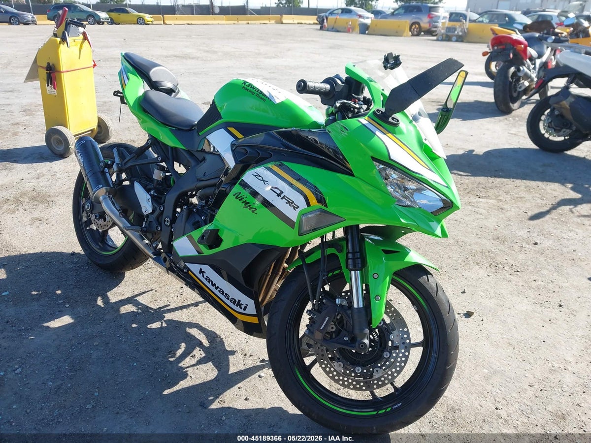 2025 KAWASAKI ZX400 S