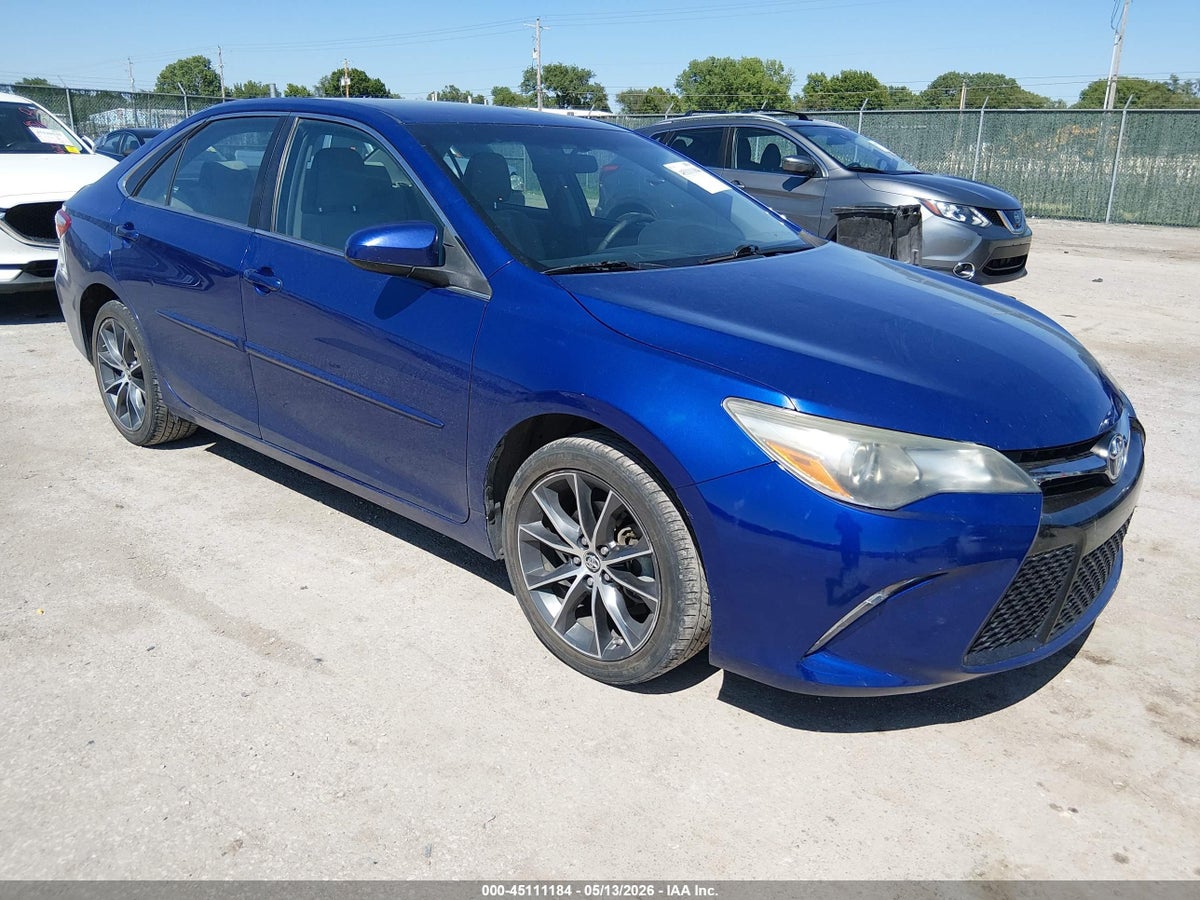 2015 TOYOTA CAMRY XSE