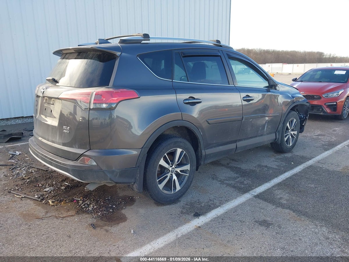 2016 TOYOTA RAV4 XLE — снимка 4