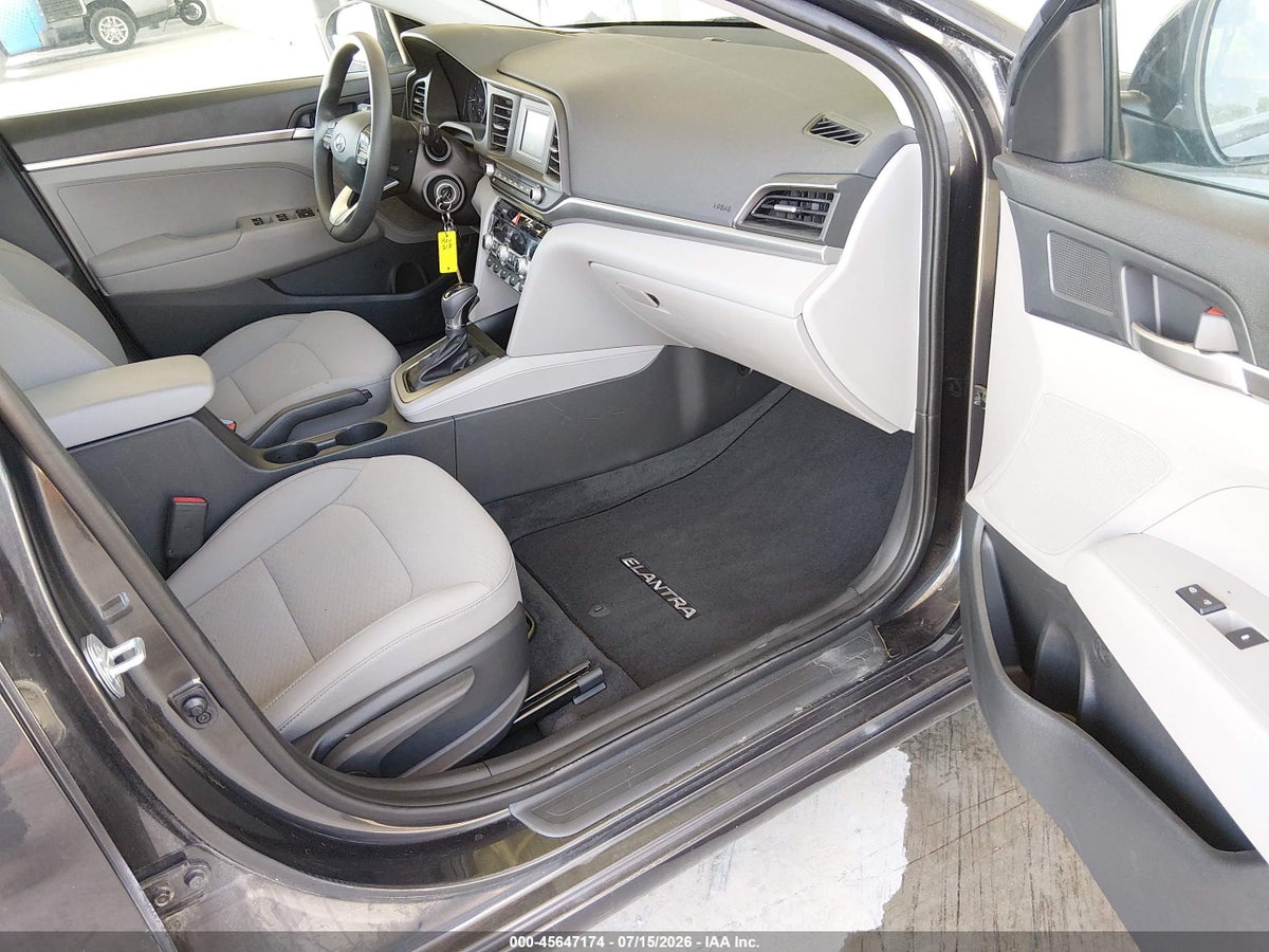 2020 HYUNDAI ELANTRA SE — снимка 5
