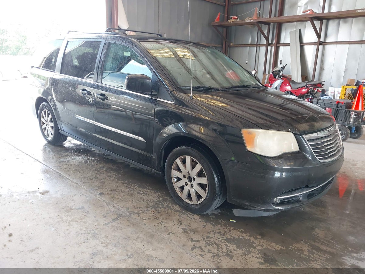 2013 CHRYSLER TOWN & COUNTRY TOURING