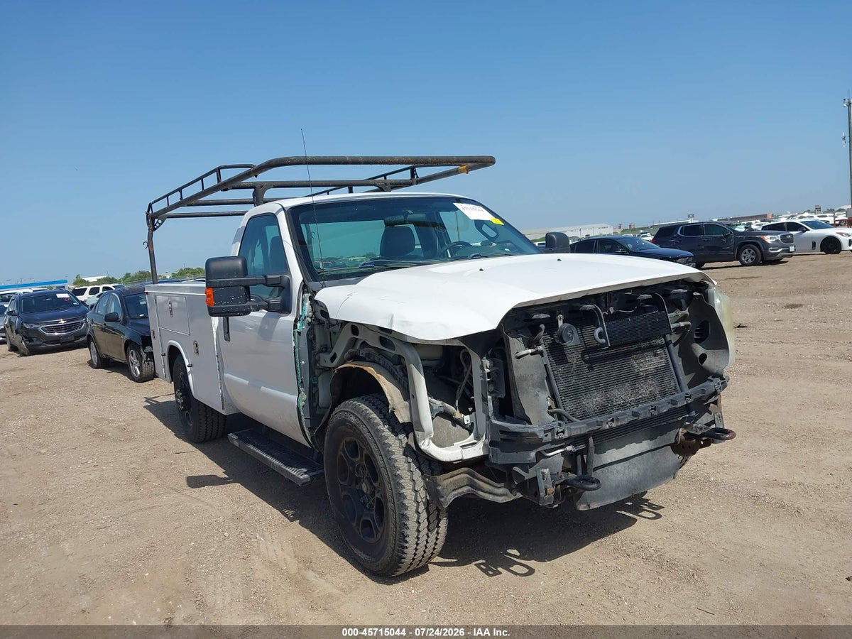 2012 FORD F-350 XL