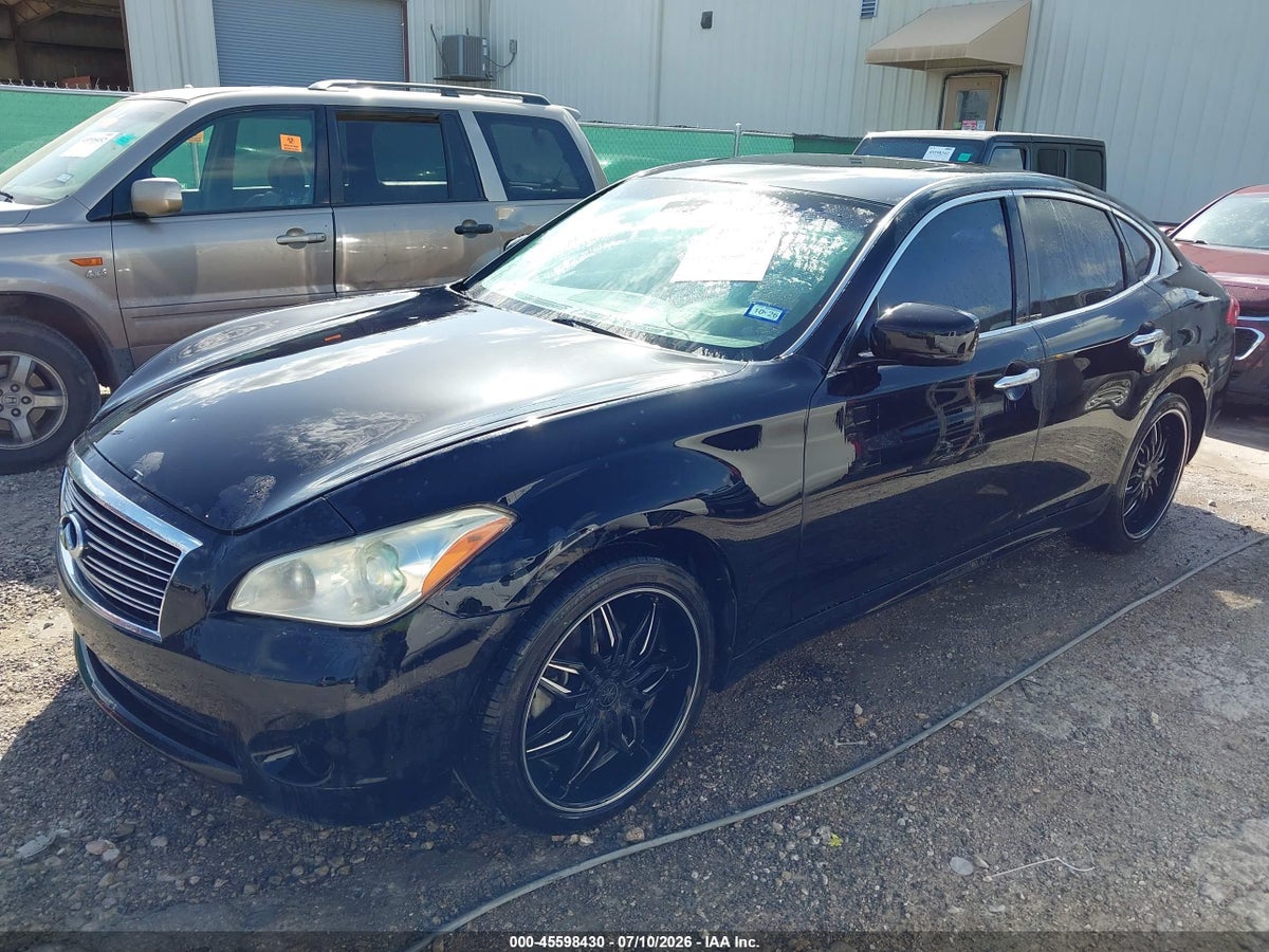 2011 INFINITI M37 — снимка 2