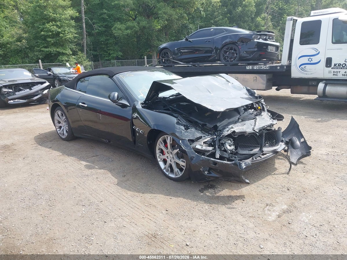 2011 MASERATI GRANTURISMO