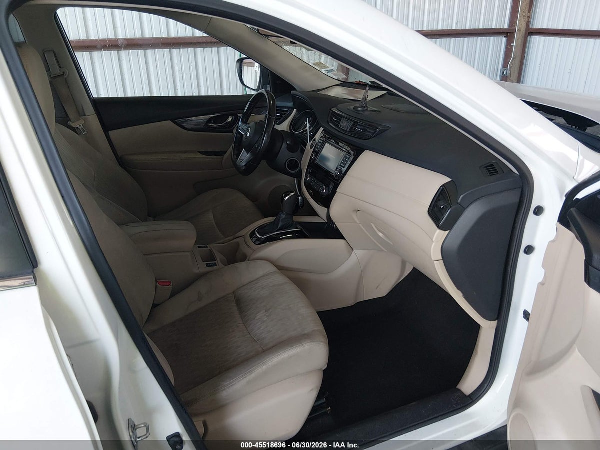 2017 NISSAN ROGUE SV — снимка 5