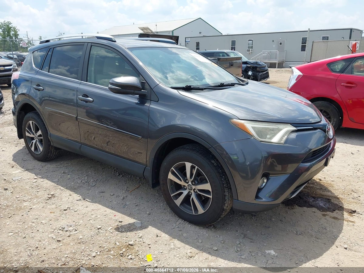 2016 TOYOTA RAV4 XLE
