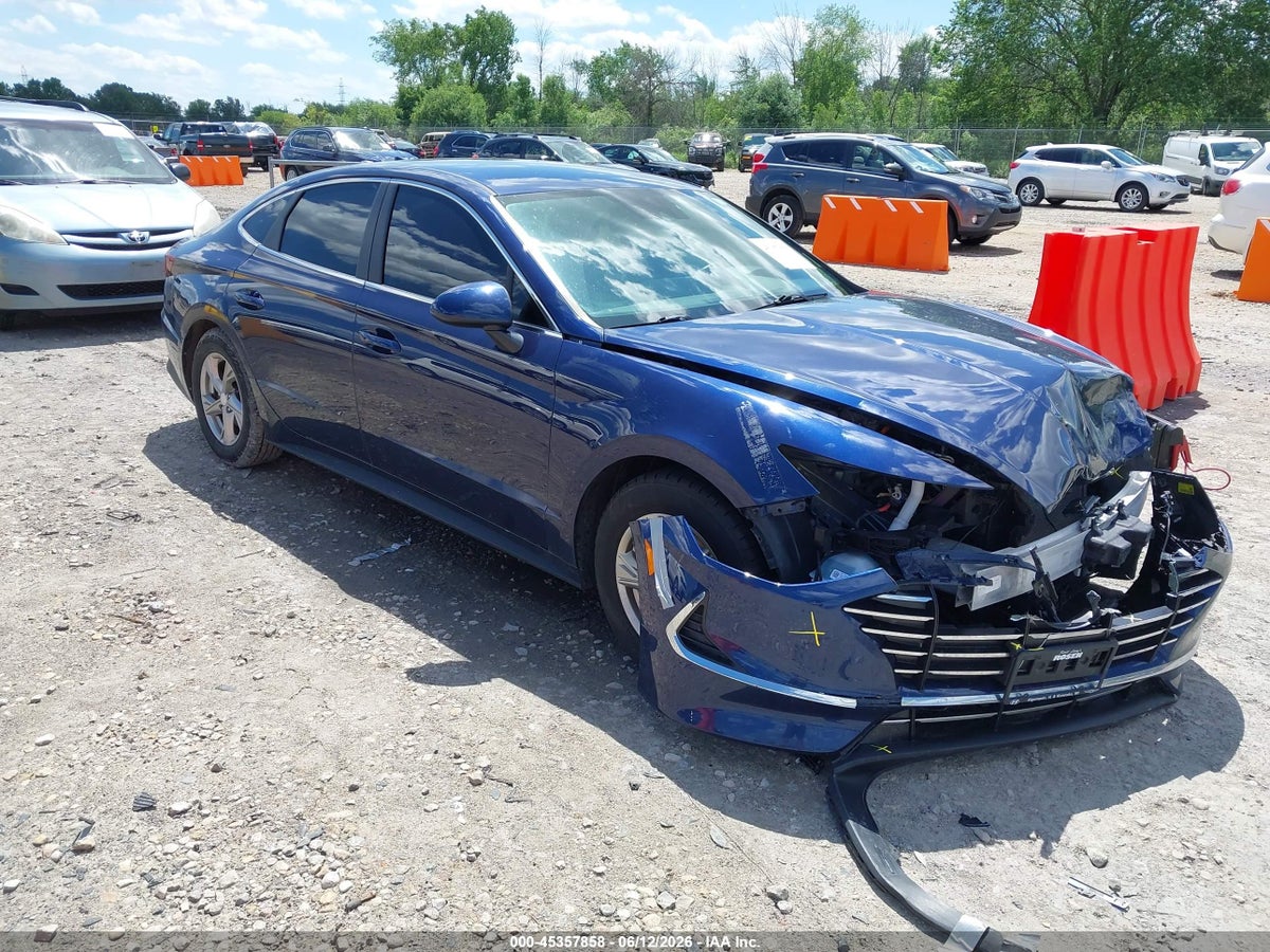 2021 HYUNDAI SONATA SE