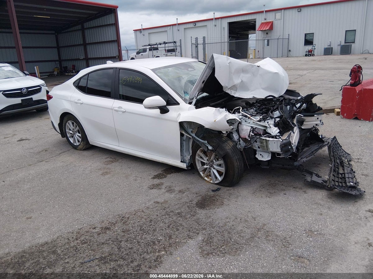 2025 TOYOTA CAMRY LE