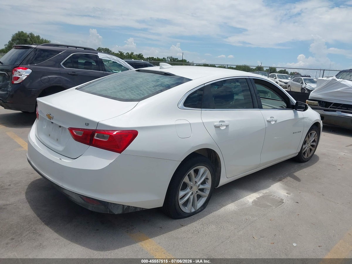 2017 CHEVROLET MALIBU 1LT — снимка 4