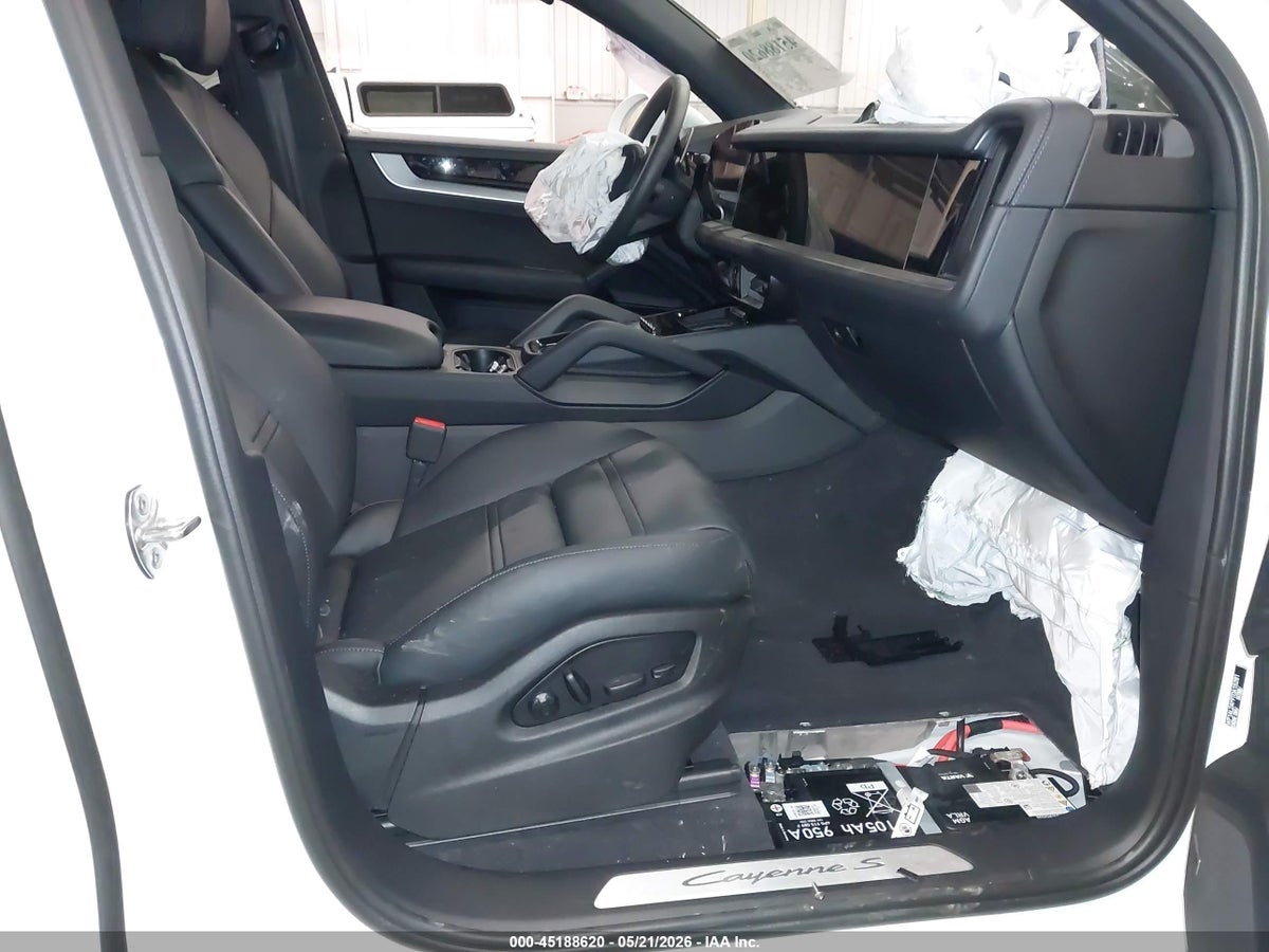 2026 PORSCHE CAYENNE S — снимка 5