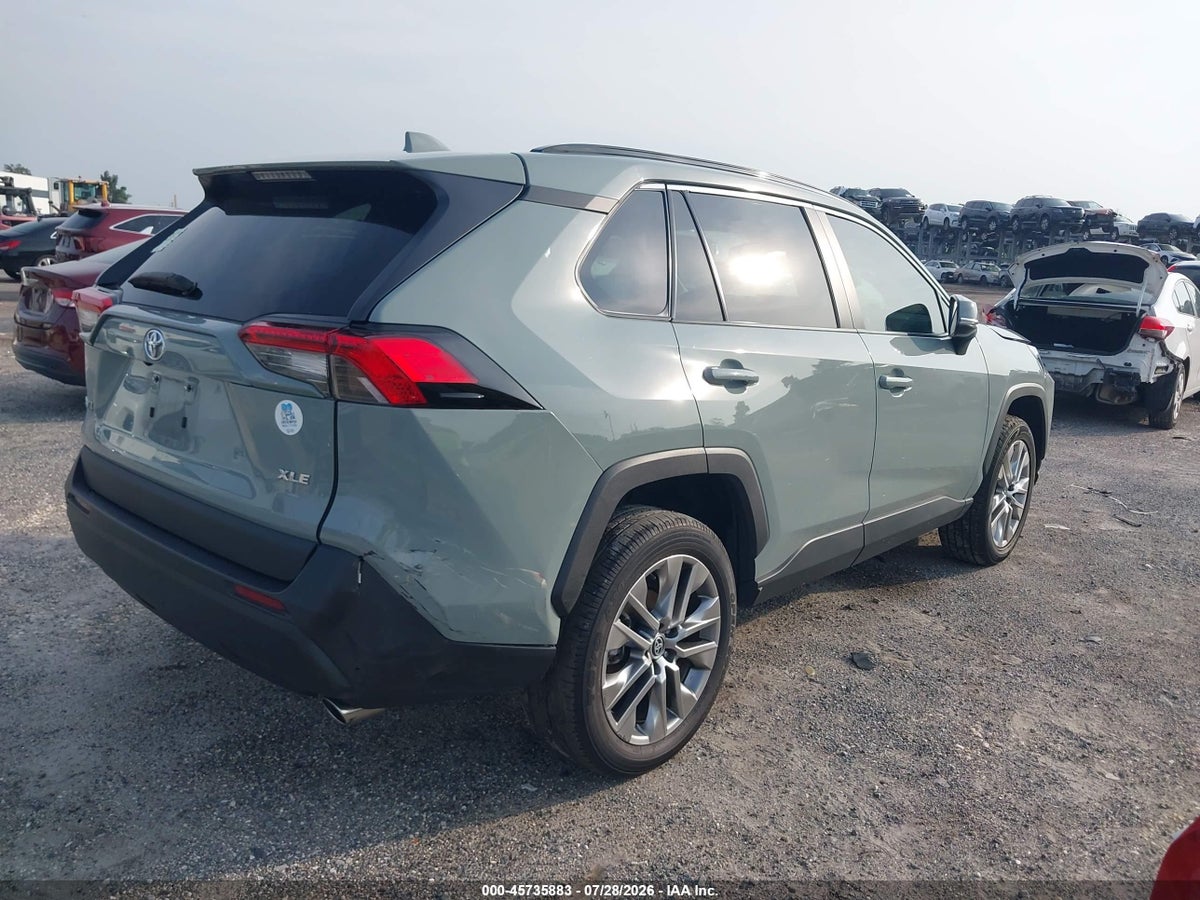 2023 TOYOTA RAV4 XLE PREMIUM — снимка 4
