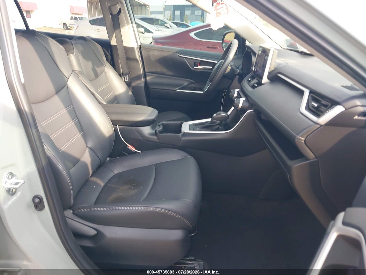 2023 TOYOTA RAV4 XLE PREMIUM — снимка 5
