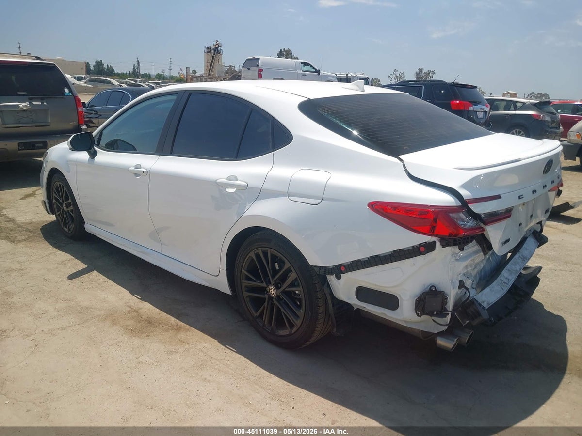 2025 TOYOTA CAMRY SE — снимка 3