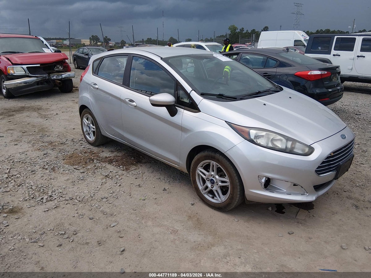 2017 FORD FIESTA SE