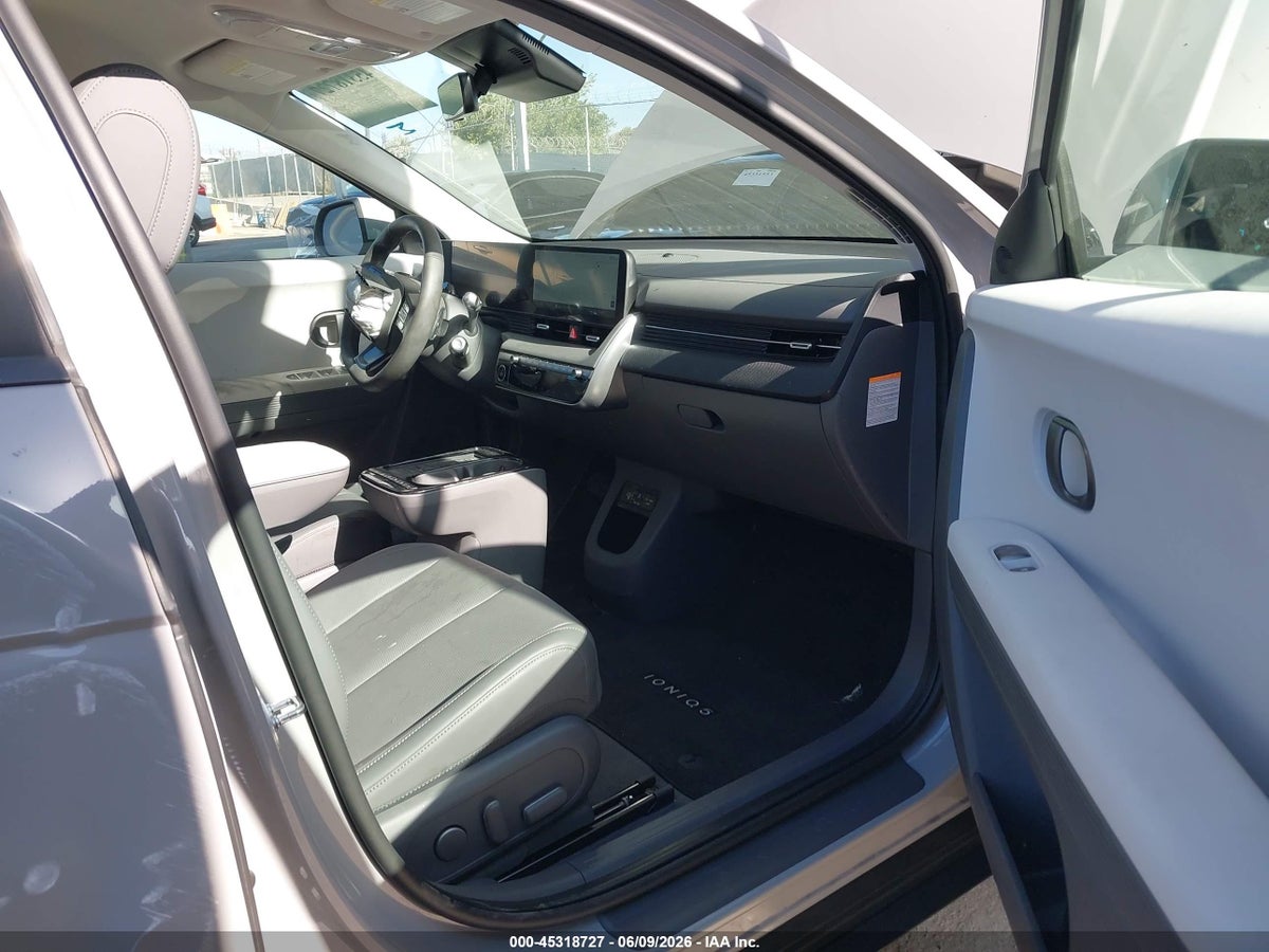2025 HYUNDAI IONIQ 5 SEL — снимка 5