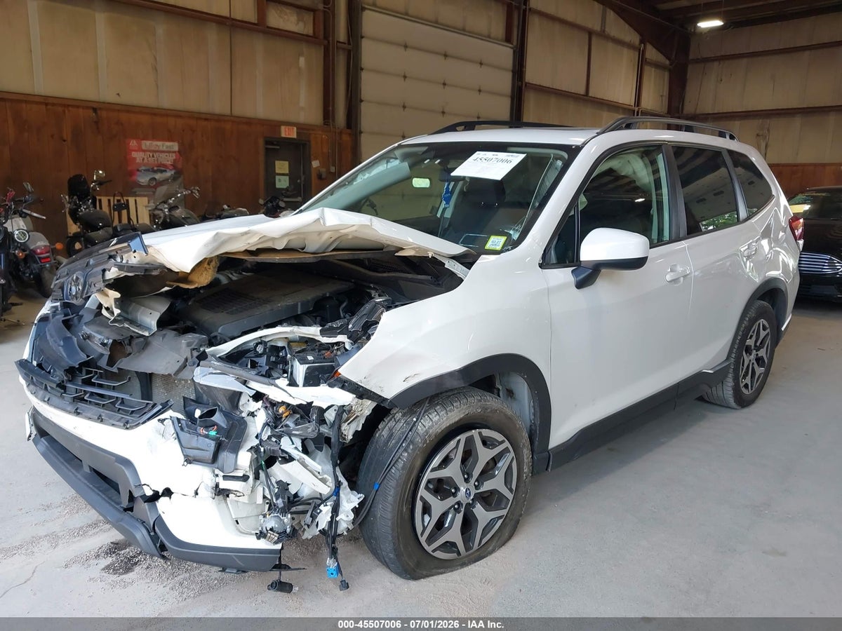 2022 SUBARU FORESTER PREMIUM — снимка 2