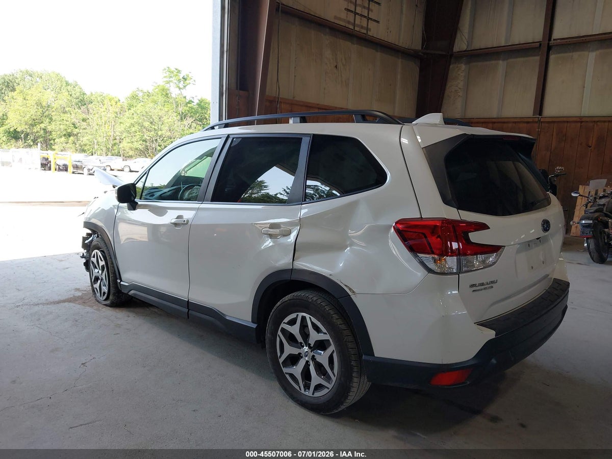 2022 SUBARU FORESTER PREMIUM — снимка 3