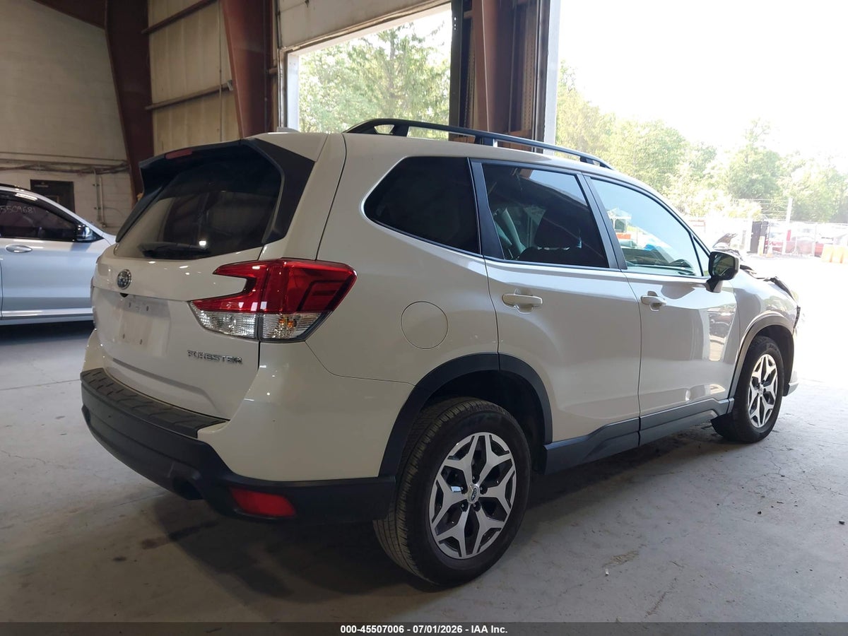 2022 SUBARU FORESTER PREMIUM — снимка 4