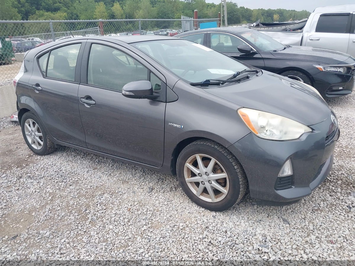 2013 TOYOTA PRIUS C THREE