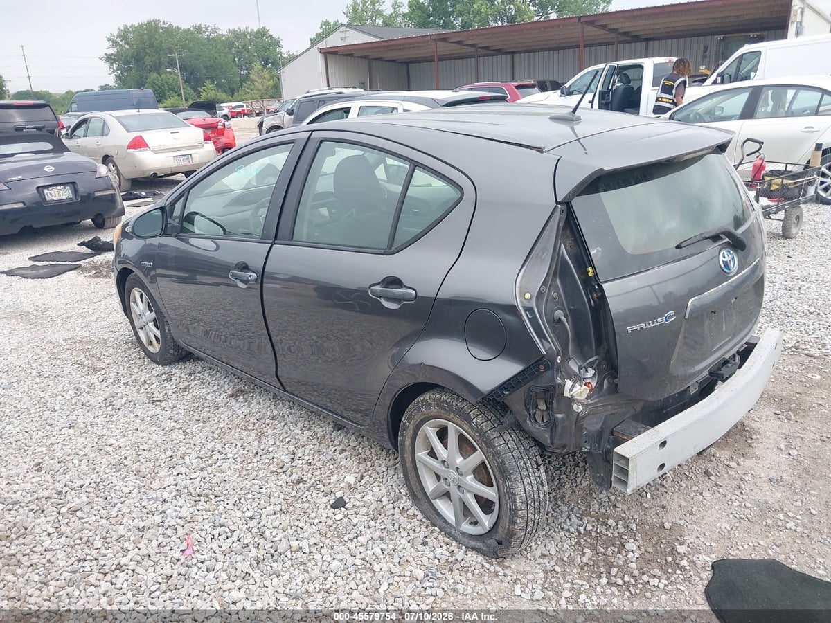 2013 TOYOTA PRIUS C THREE — снимка 3