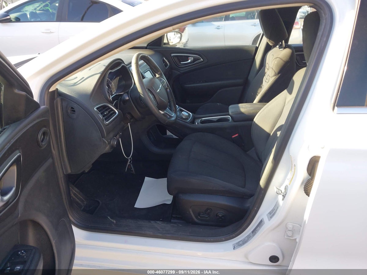2016 CHRYSLER 200 LIMITED — снимка 5