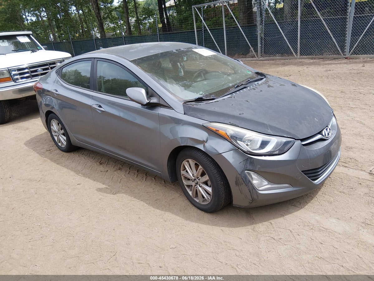 2016 HYUNDAI ELANTRA SE