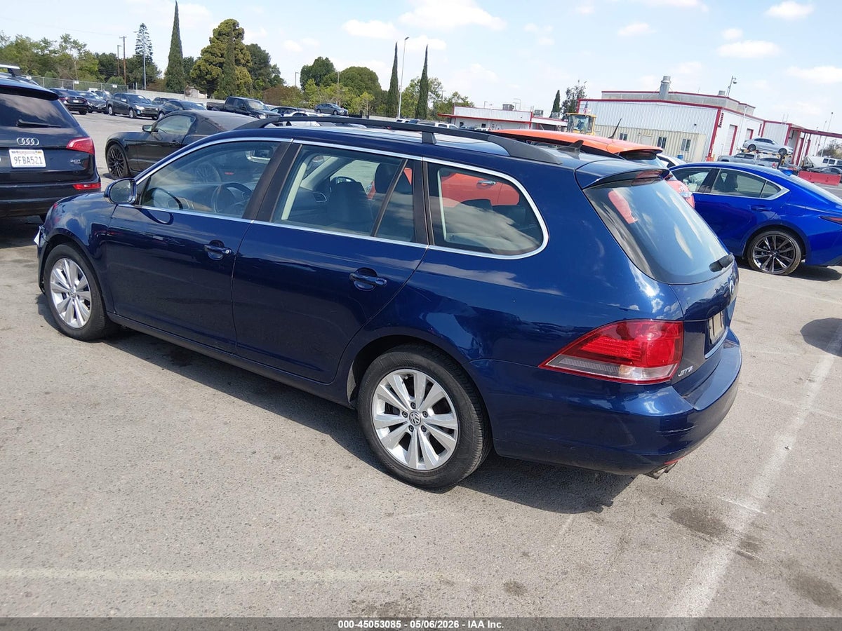 2011 VOLKSWAGEN JETTA SPORTWAGEN 2.0L TDI — снимка 3