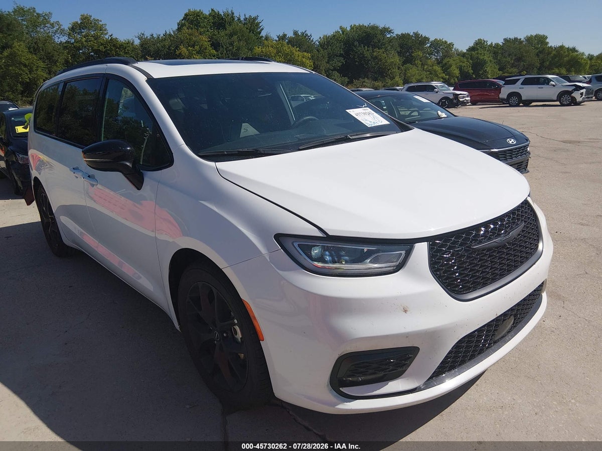 2025 CHRYSLER PACIFICA LIMITED