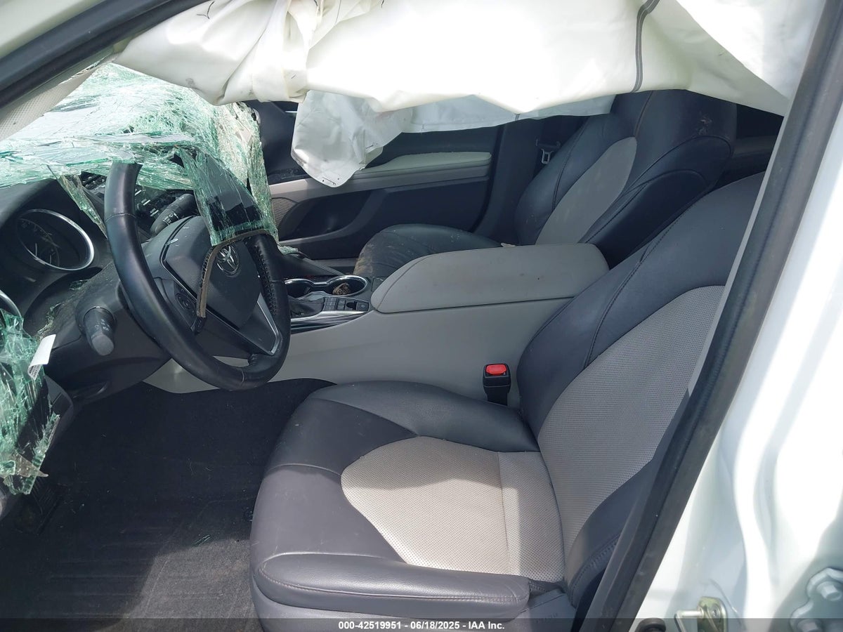 2020 TOYOTA CAMRY XLE HYBRID — снимка 5