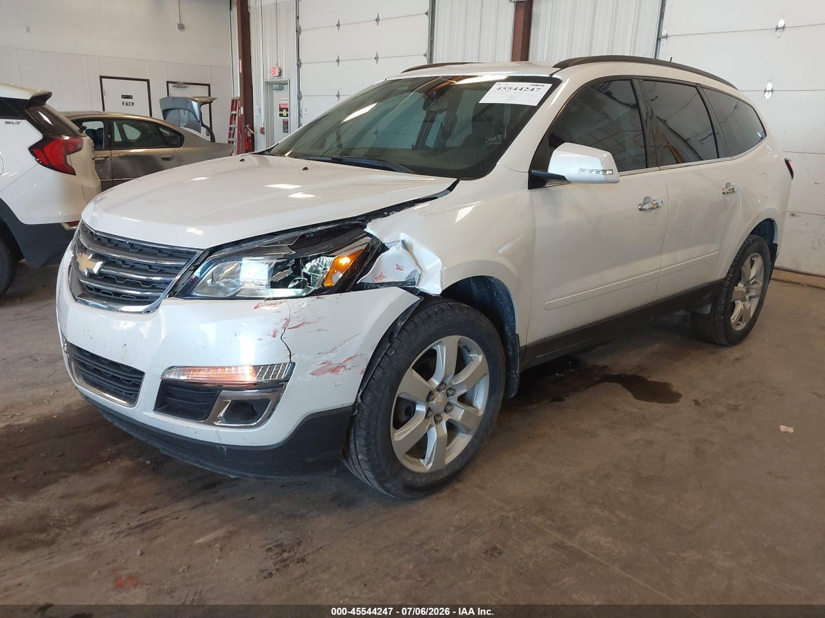 2017 CHEVROLET TRAVERSE LT — снимка 2