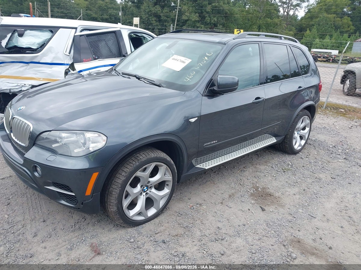 2013 BMW X5 XDRIVE35D — снимка 2