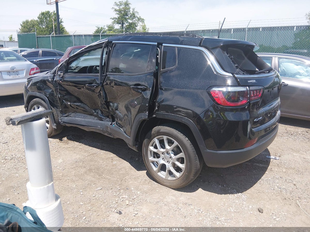 2022 JEEP COMPASS LATITUDE LUX 4X4 — снимка 3