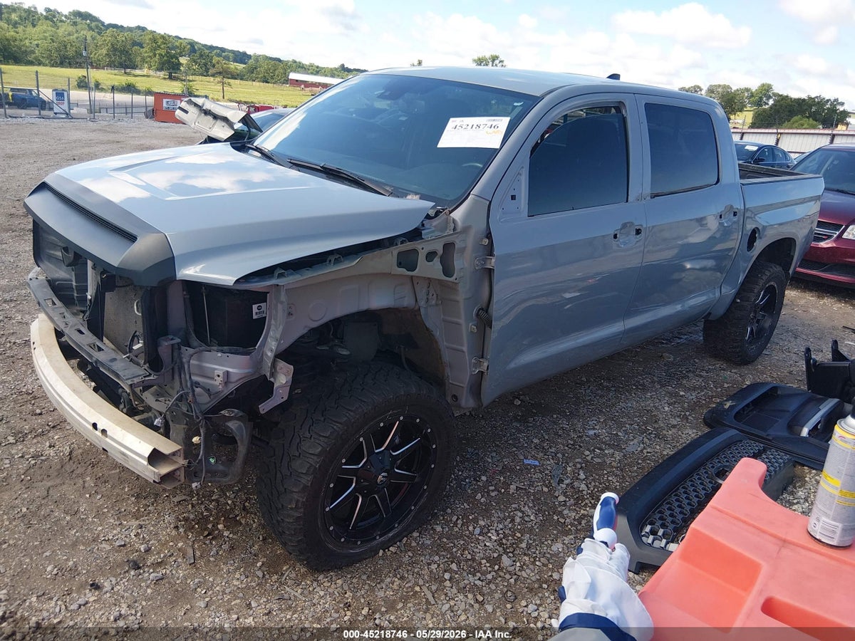 2021 TOYOTA TUNDRA SR5 — снимка 2