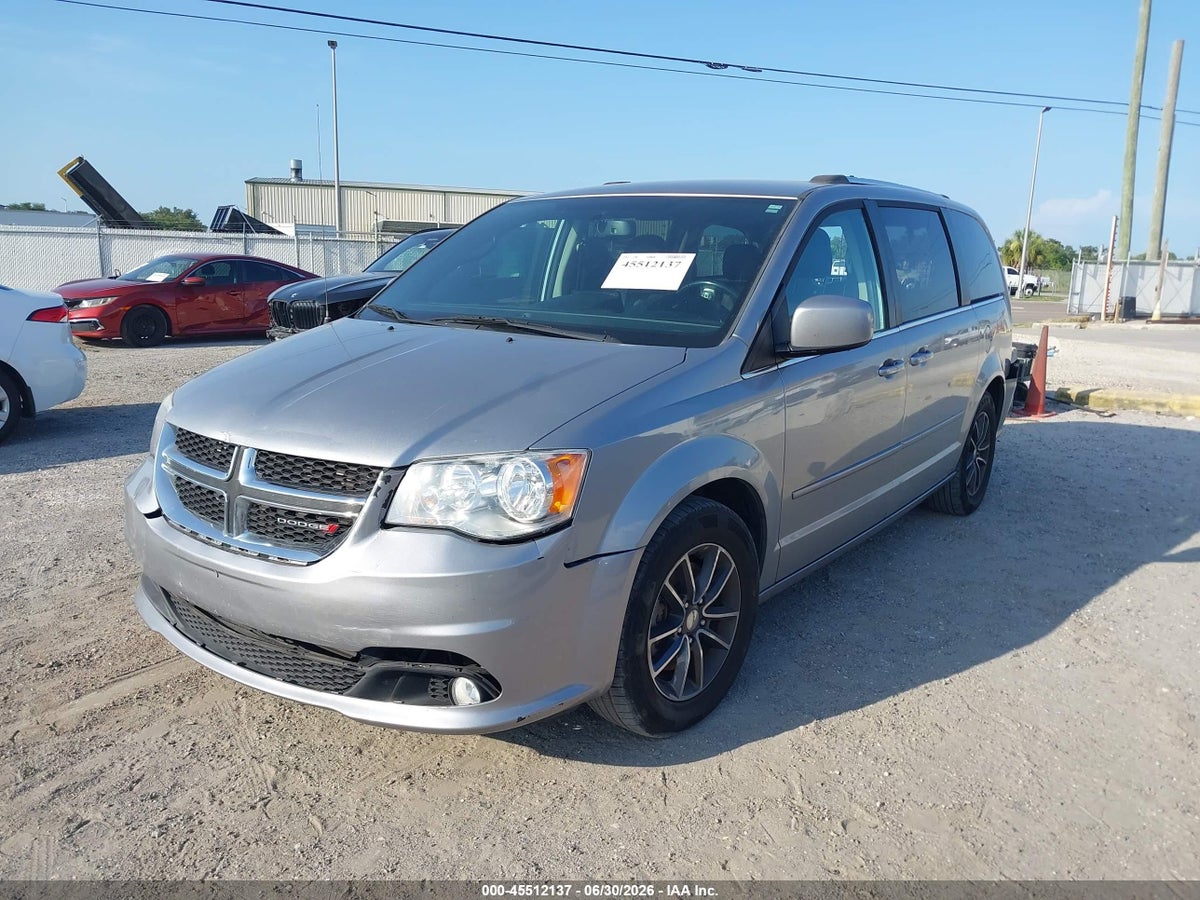 2017 DODGE GRAND CARAVAN SXT — снимка 2