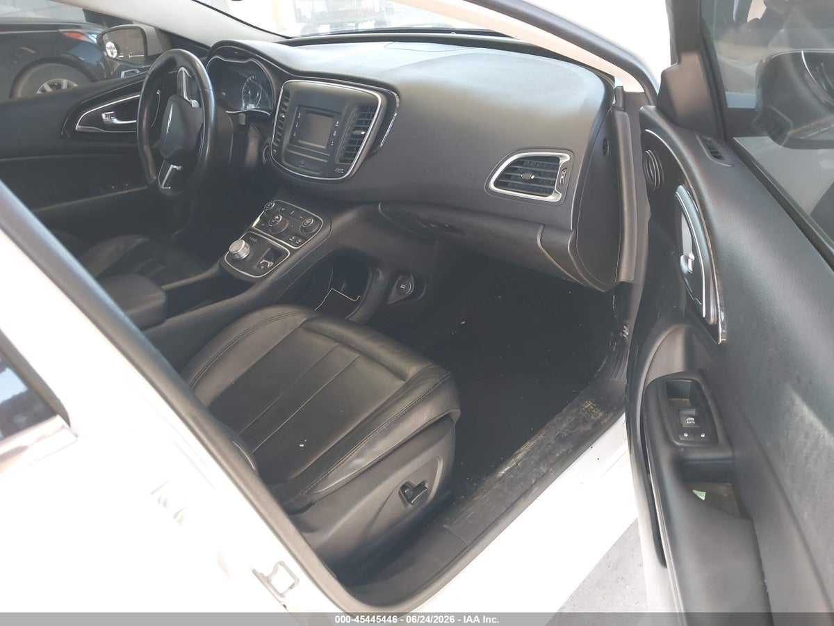2015 CHRYSLER 200 C — снимка 5