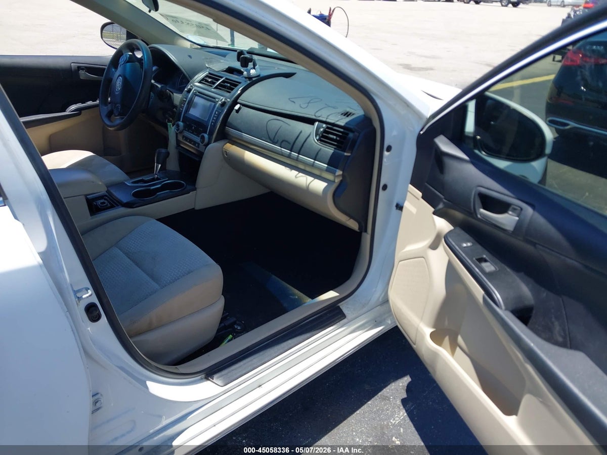 2012 TOYOTA CAMRY LE — снимка 5