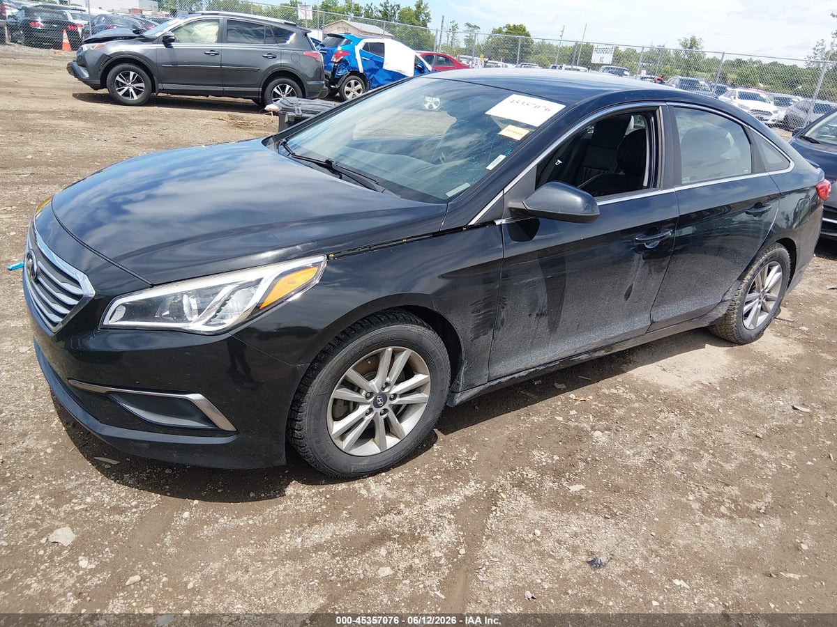 2017 HYUNDAI SONATA SE — снимка 2